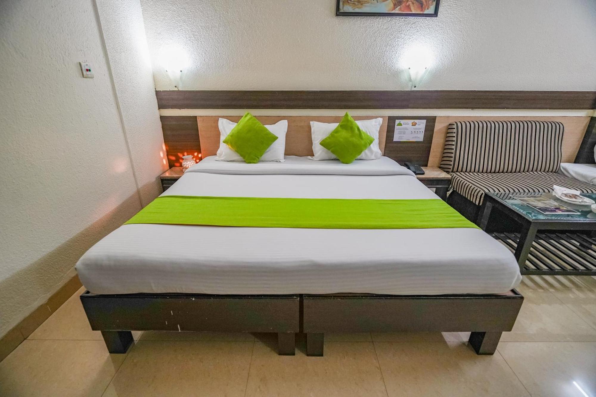 Hotel The Shagun Bhopal Bagian luar foto