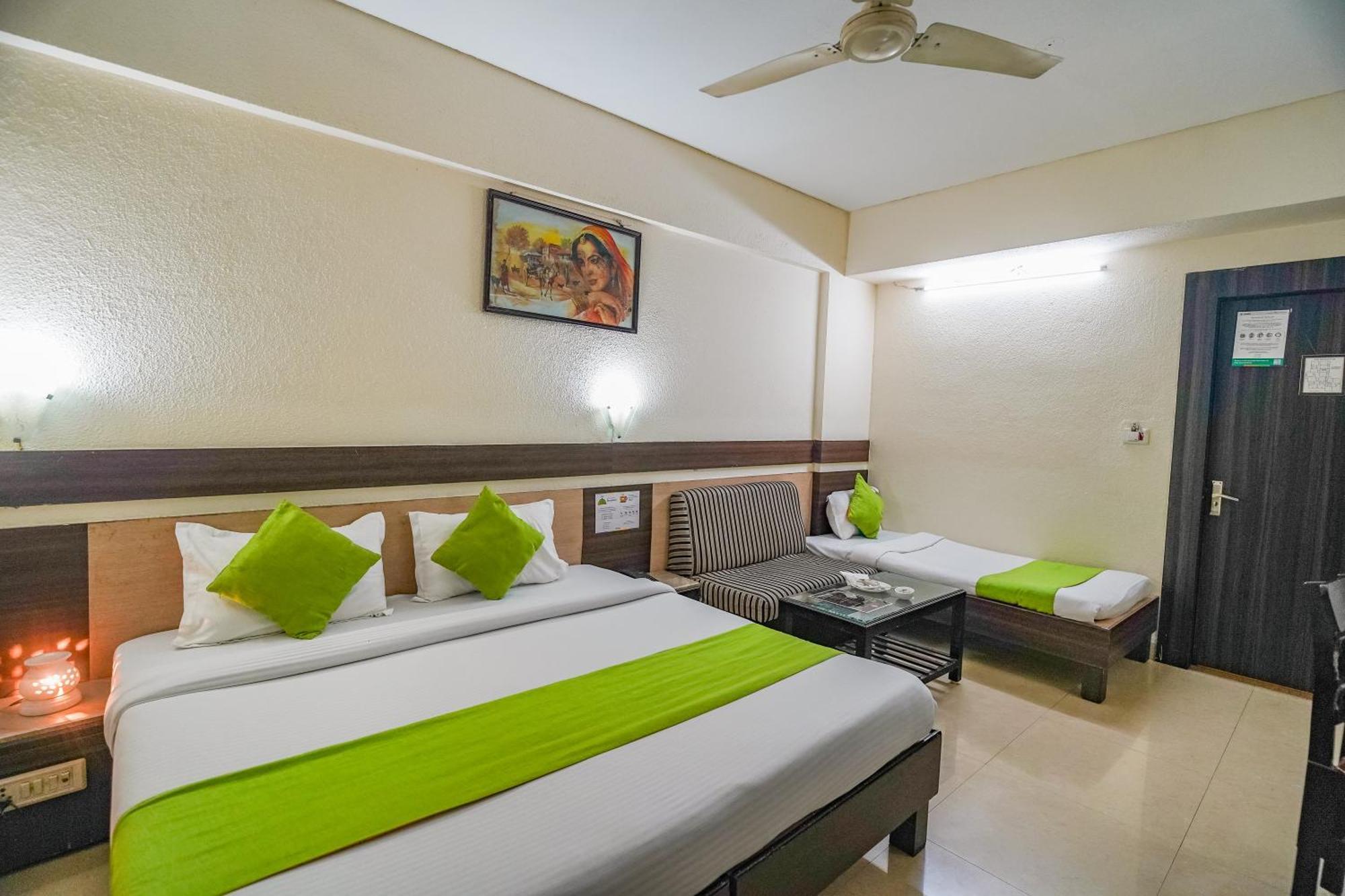 Hotel The Shagun Bhopal Bagian luar foto