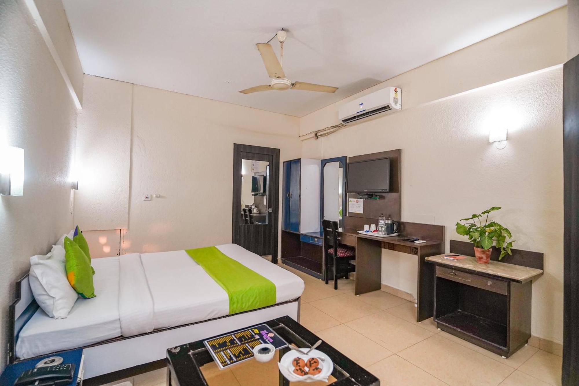 Hotel The Shagun Bhopal Bagian luar foto