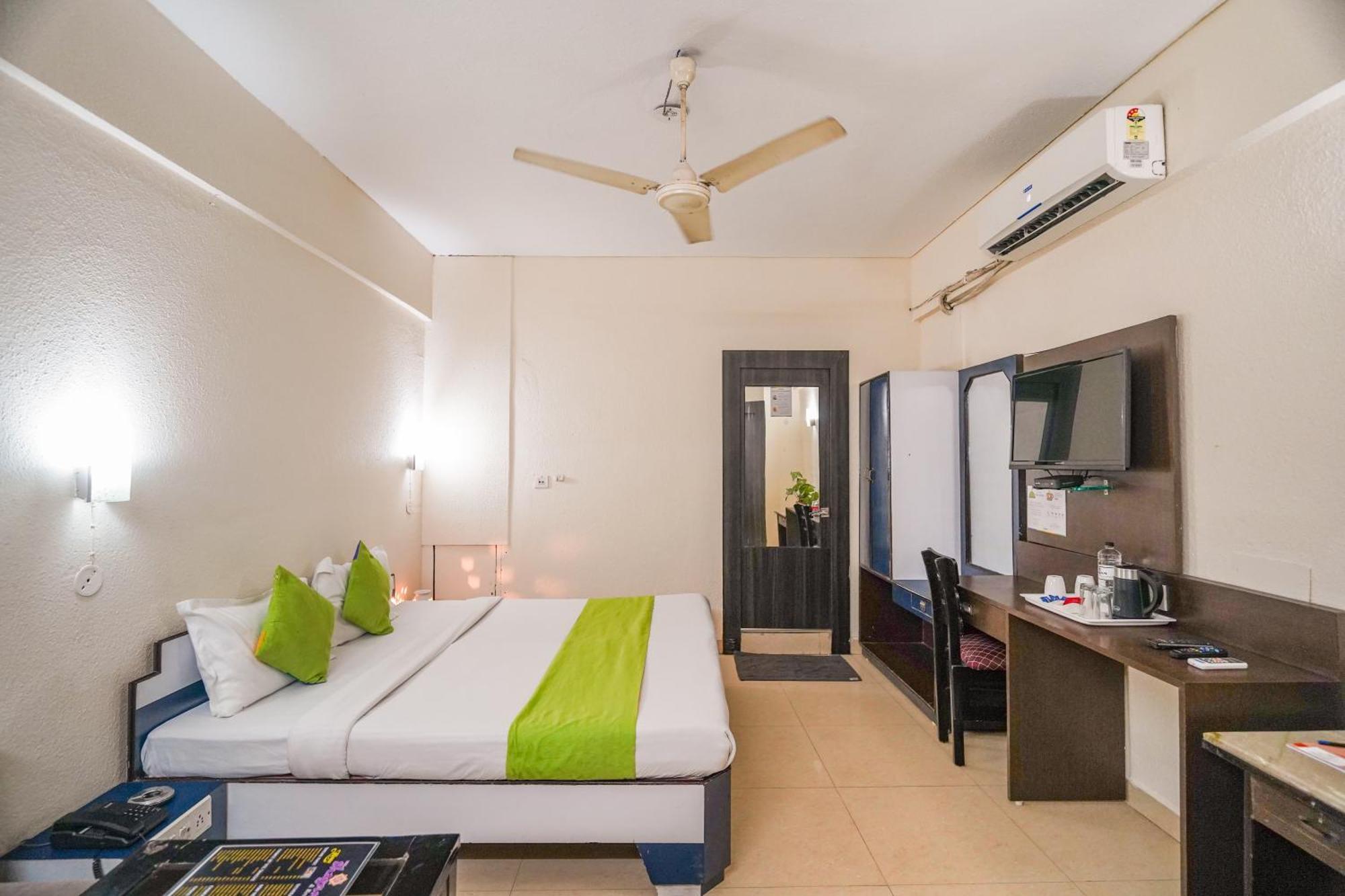 Hotel The Shagun Bhopal Bagian luar foto