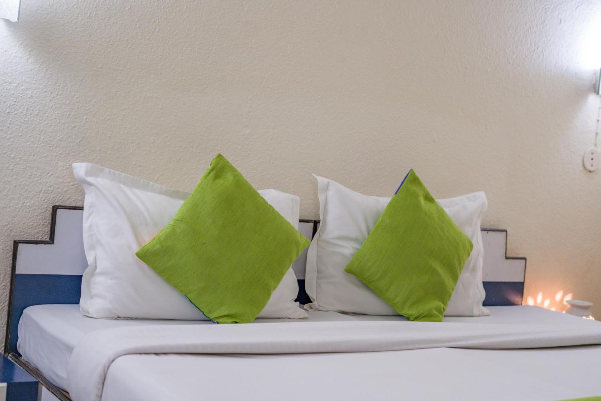Hotel The Shagun Bhopal Bagian luar foto