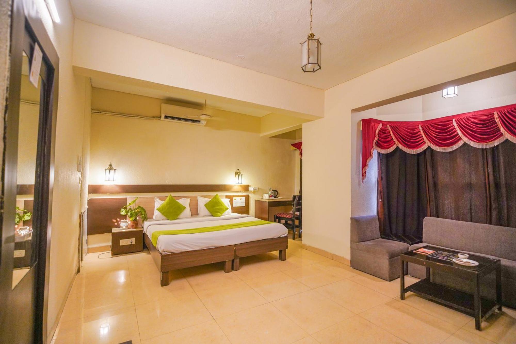 Hotel The Shagun Bhopal Bagian luar foto