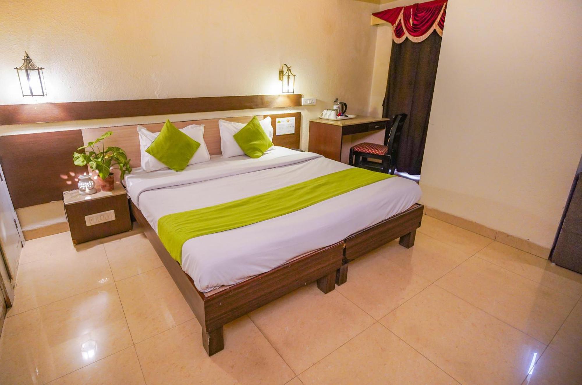 Hotel The Shagun Bhopal Bagian luar foto