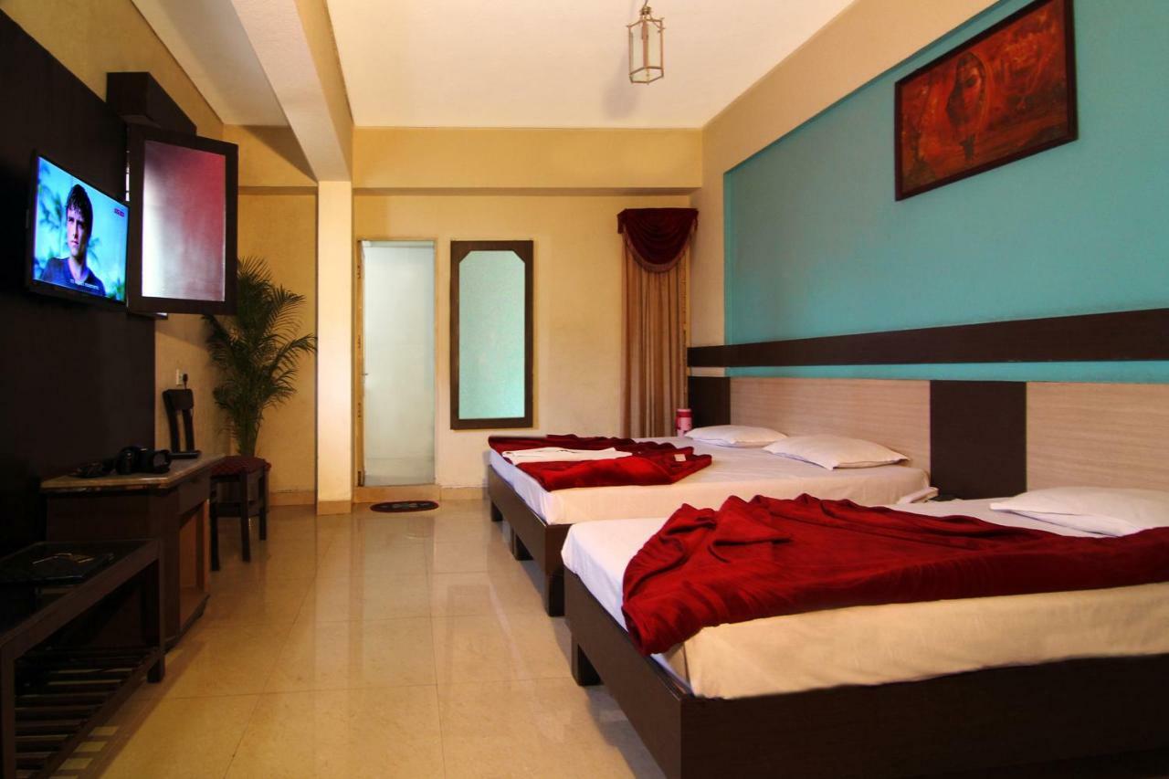 Hotel The Shagun Bhopal Bagian luar foto