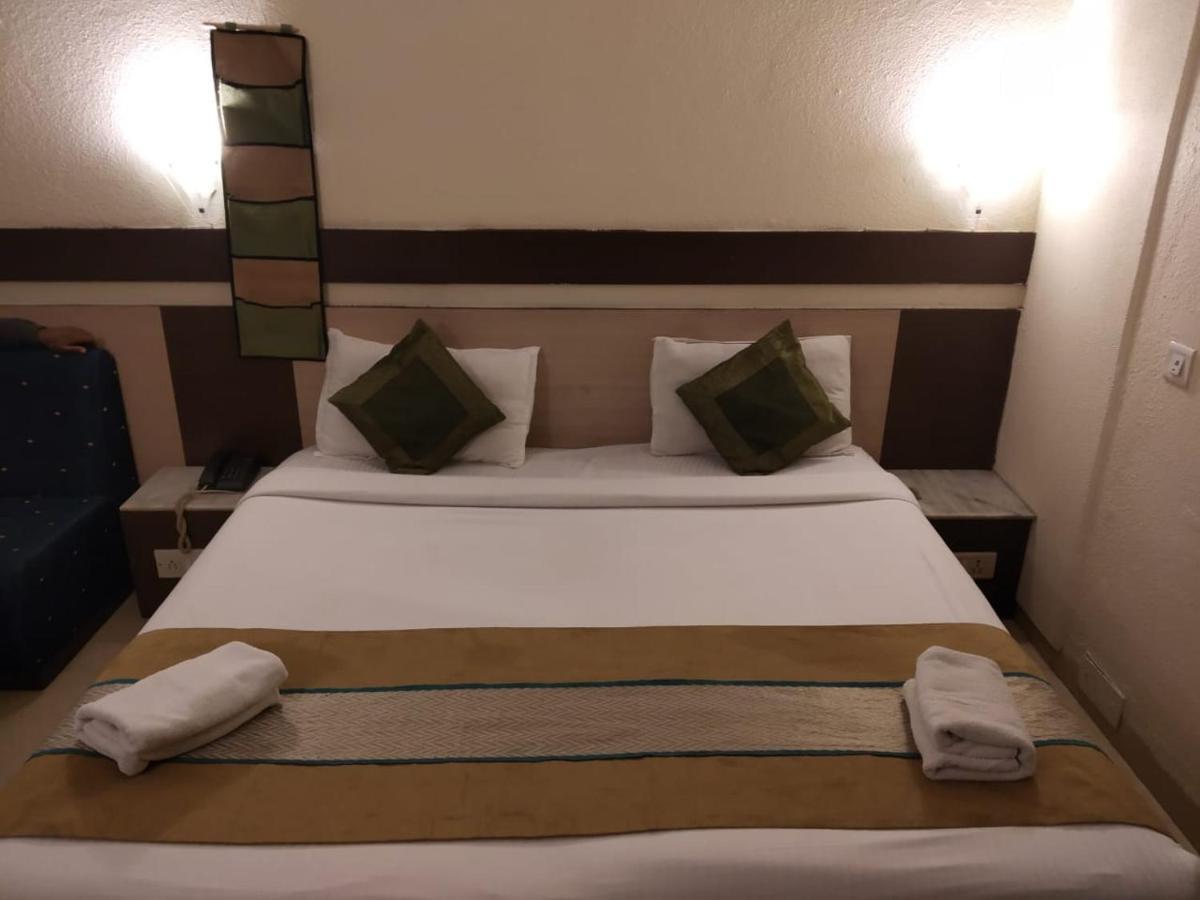 Hotel The Shagun Bhopal Bagian luar foto
